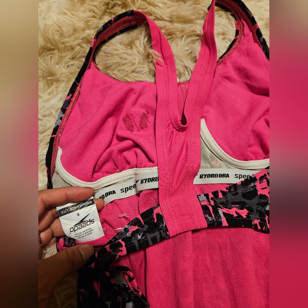 Speedo Swimsuit - Picture 9 of 10